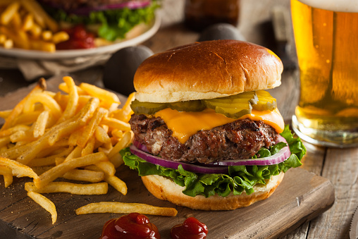 Quelle est la meilleure recette pour realiser des burgers a la maison?